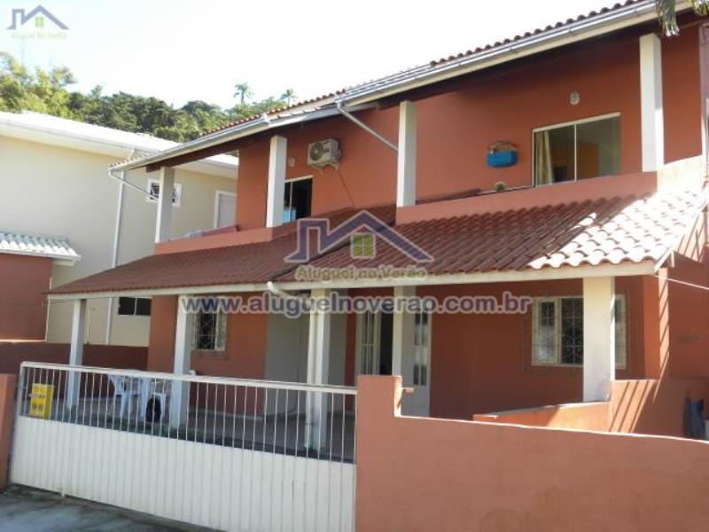 Casa Codigo 3005 para temporada no bairro Ponta das  Canas na cidade de Florianópolis Condominio 