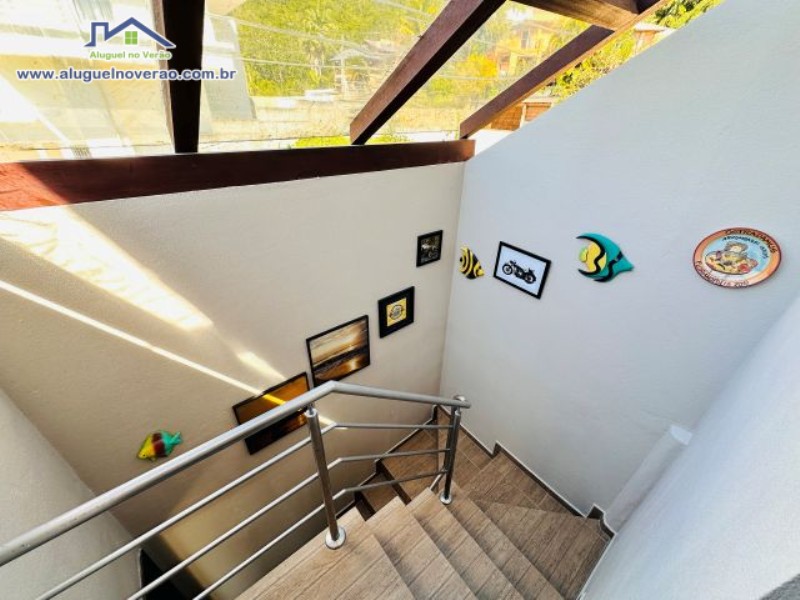 ESCADA DE ACESSO AO 2° PISO