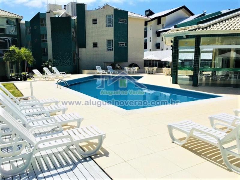 ÁREA DE PISCINA