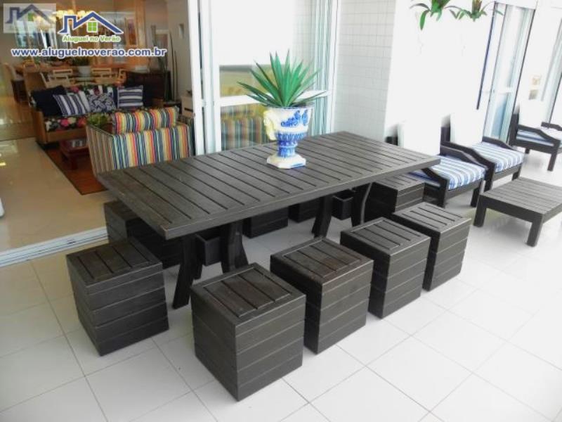 SACADA COM CHURRASQUEIRA