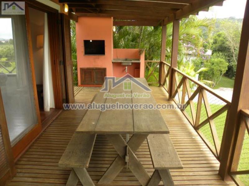 SACADA COM CHURRASQUEIRA