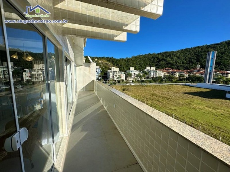 SACADA DA ÁREA DE CHURRASQUEIRA