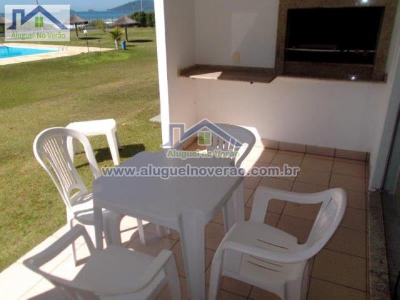 SACADA COM CHURRASQUEIRA