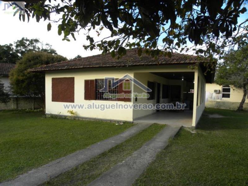 Casa Codigo 3018 para temporada no bairro Ponta das  Canas na cidade de Florianópolis Condominio 