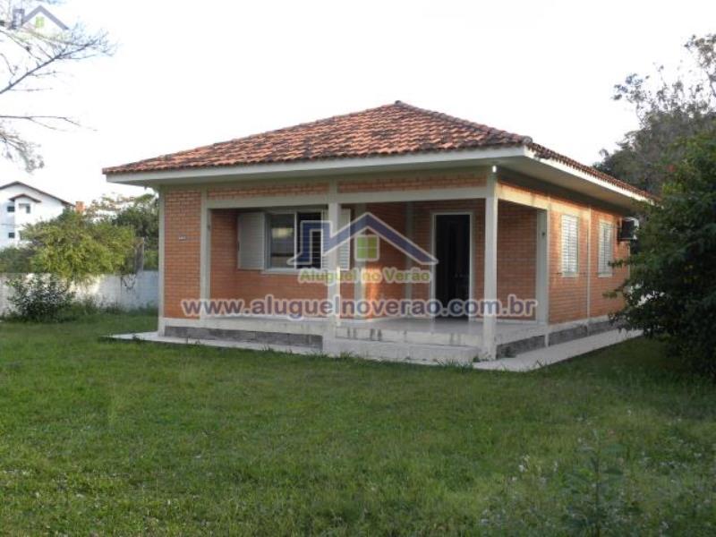 Casa Codigo 3022 para temporada no bairro Ponta das  Canas na cidade de Florianópolis Condominio 