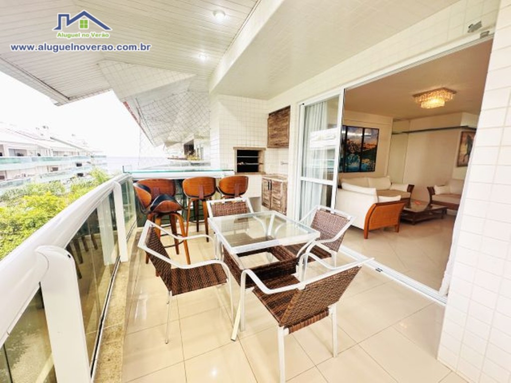 SACADA COM CHURRASQUEIRA