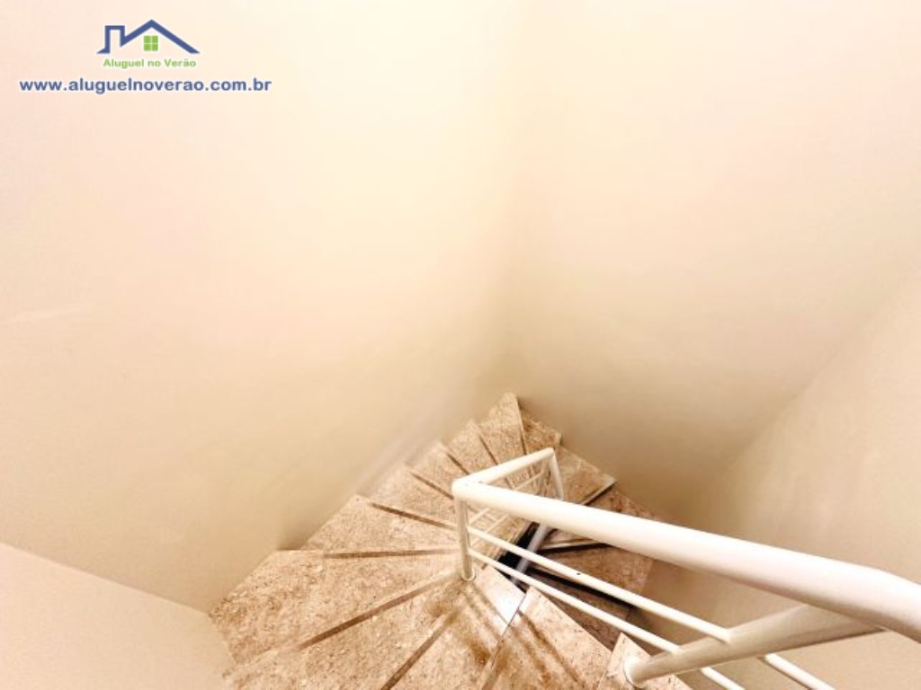 ESCADA DE ACESSO 2° PISO