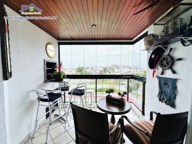 SACADA COM CHURRASQUEIRA