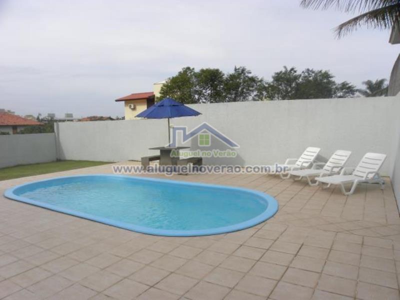 ÁREA DE PISCINA