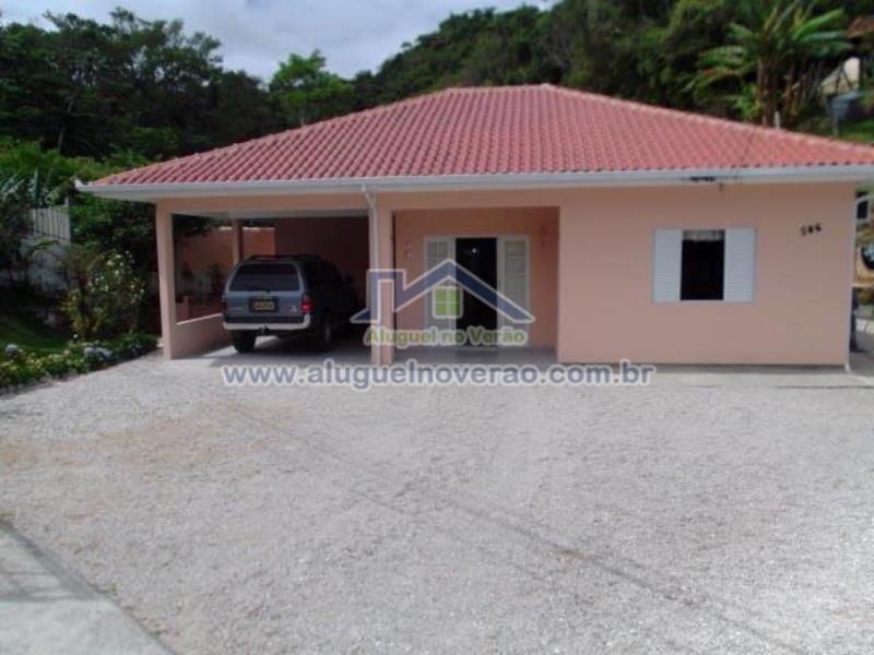 Casa Codigo 2054 para temporada no bairro Lagoinha na cidade de Florianópolis Condominio 