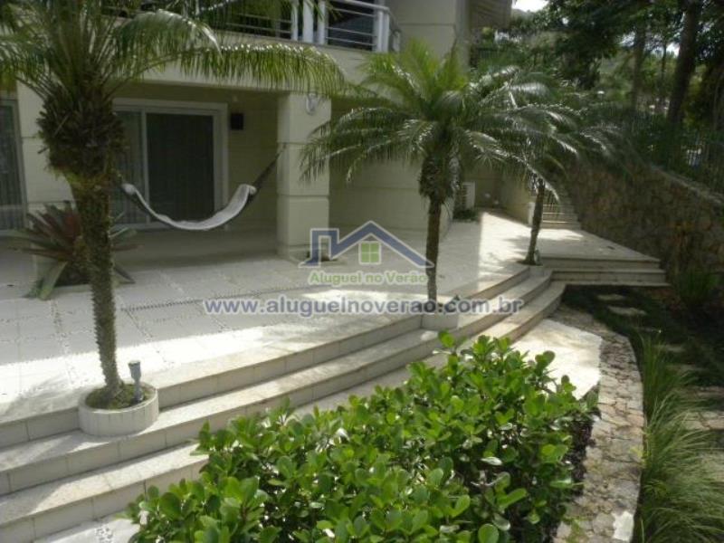 ÁREA DE LAZER