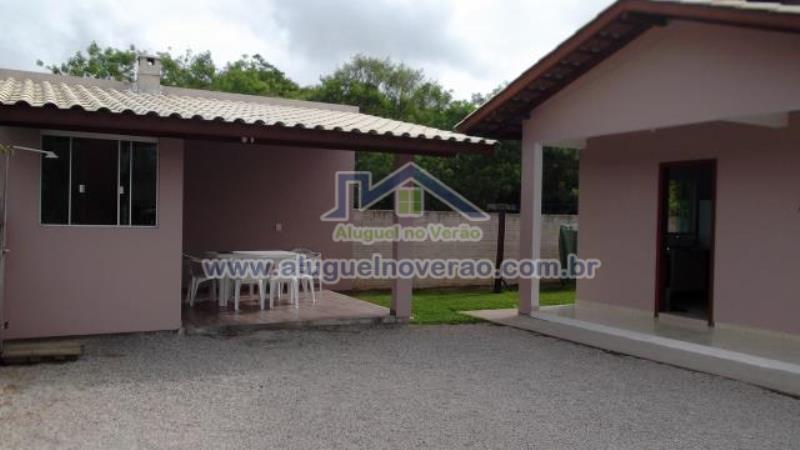 Casa Codigo 3044 para temporada no bairro Ponta das  Canas na cidade de Florianópolis Condominio 