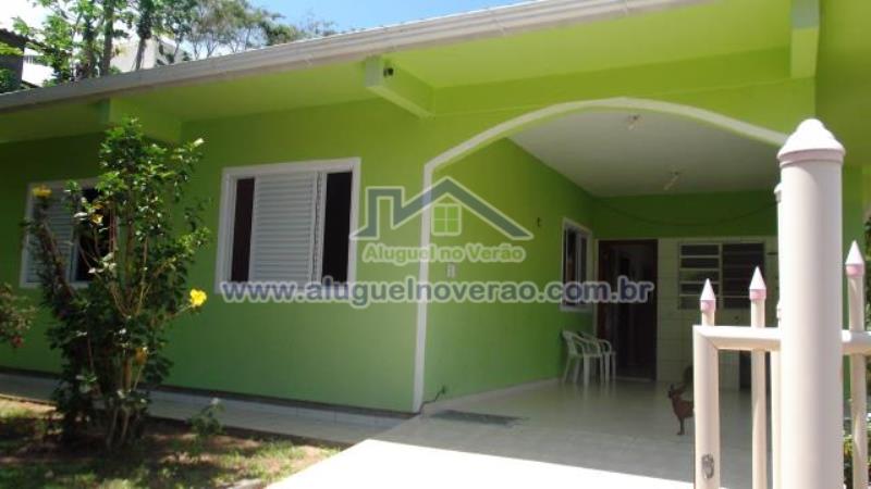 Casa Codigo 2057 para temporada no bairro Lagoinha na cidade de Florianópolis Condominio 