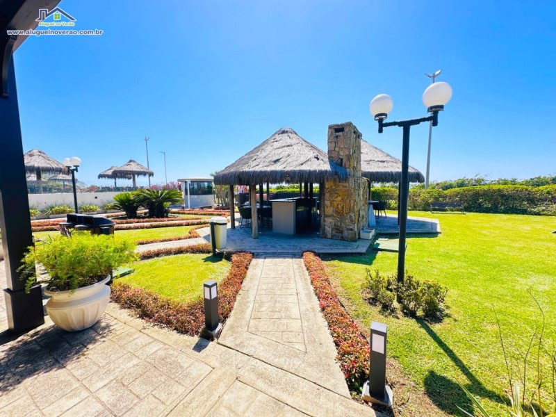 ÁREA DE CHURRASQUEIRA