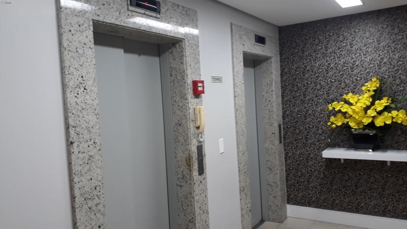 acesso aos elevadores