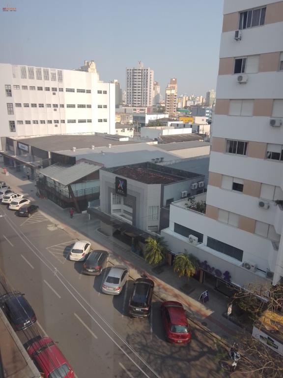 Sala+Codigo+973331+para+alugar+no+bairro-Centro+na+cidade+de+Criciúma