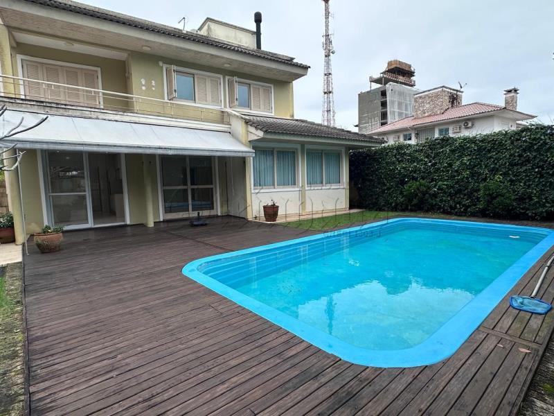 Casa Código 9919 para alugar  no bairro Jurerê Internacional na cidade de Florianópolis
