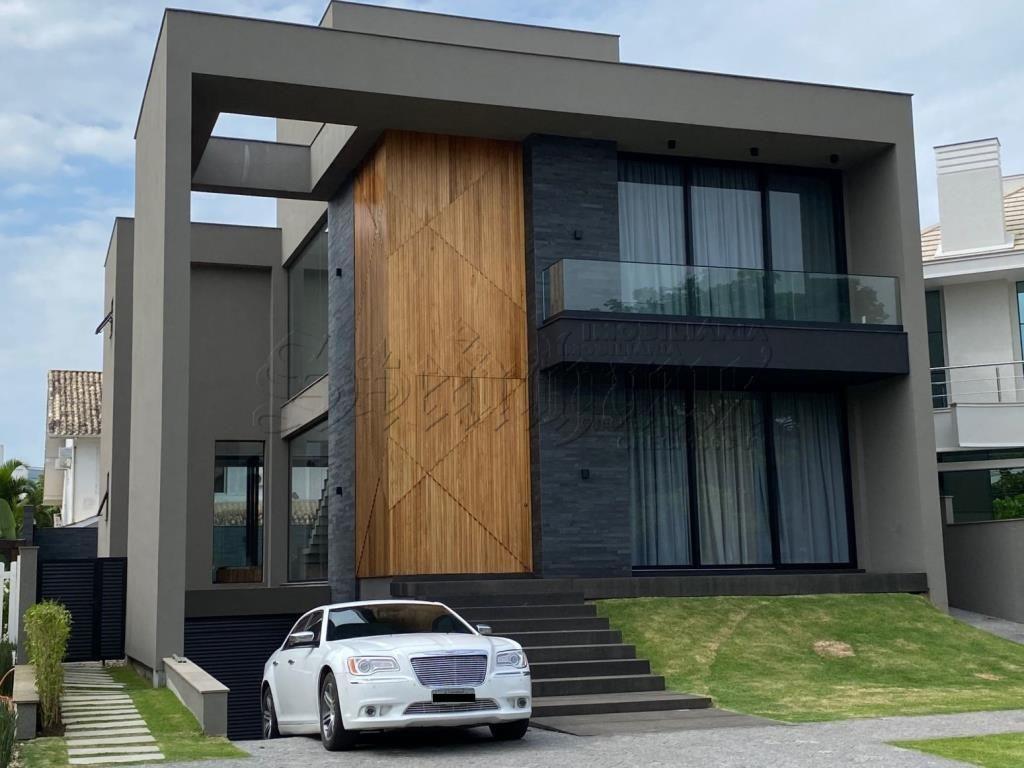 Casa Código 10460 para Aluguel Temporada  no bairro Jurerê Internacional na cidade de Florianópolis