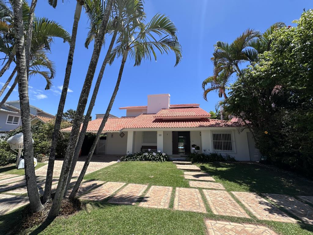Casa para Temporada - Jurerê Internacional - Florianópolis - Cod 10689