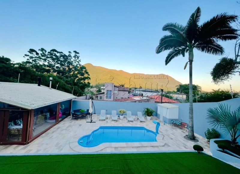 Casa para Venda - Praia de Fora - Palhoça - Cód 12161