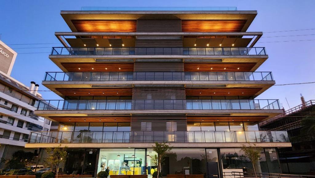 Apartamento para Venda - Jurerê - Florianópolis - Cód 11798