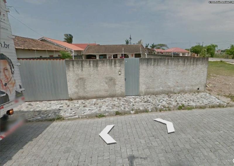 Casa-Codigo-1752-a-Venda-no-bairro-Universitário-na-cidade-de-Tijucas