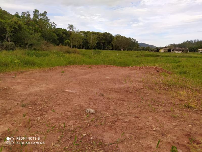 Terreno-Codigo-2046-a-Venda-no-bairro-Oliveira-na-cidade-de-Tijucas