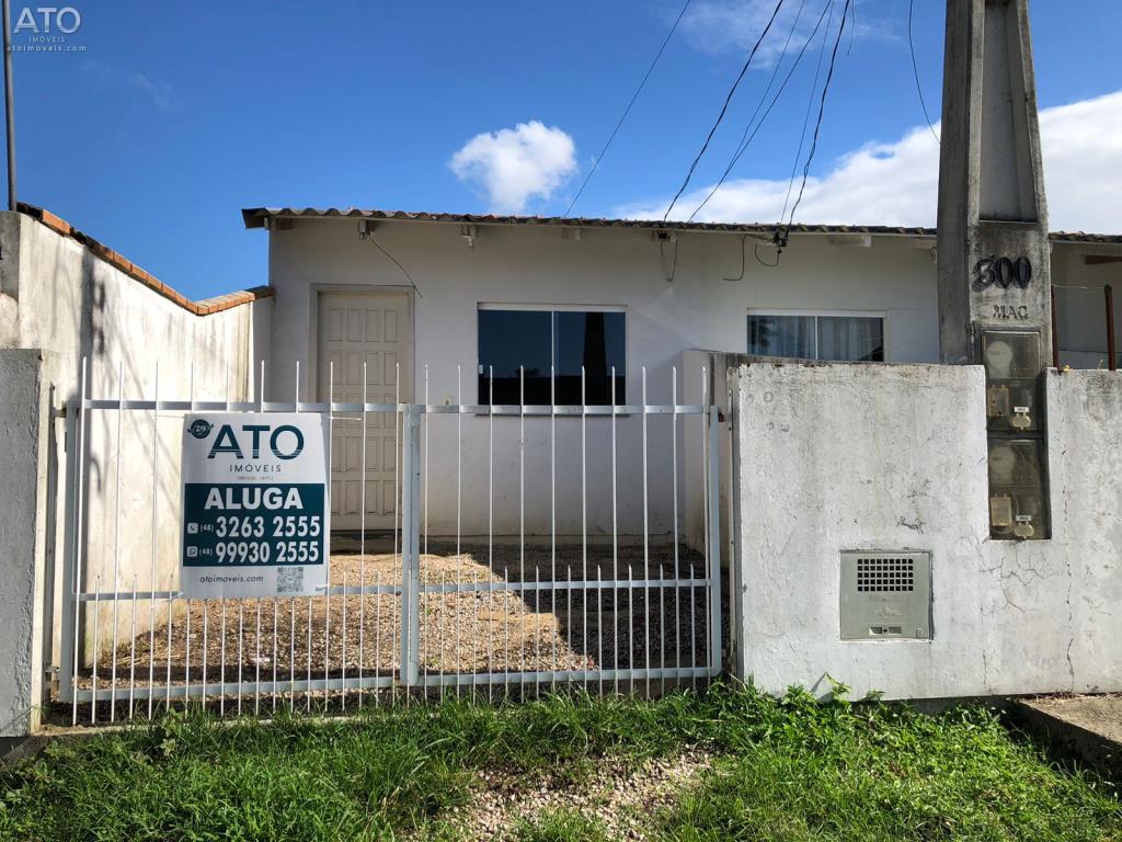 Casa-Codigo-2224-para-alugar-no-bairro-Universitário-na-cidade-de-Tijucas