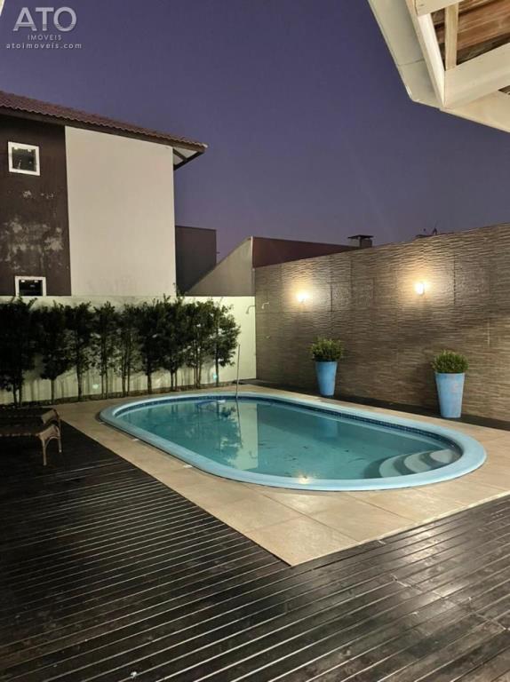 9. piscina