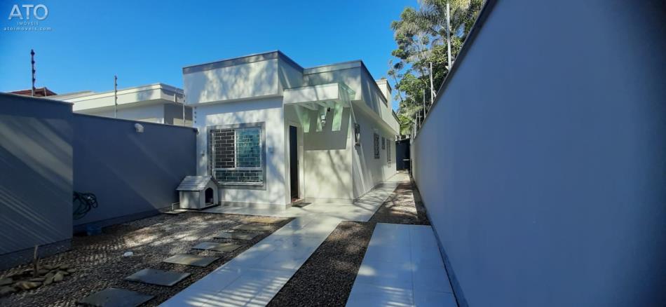 Casa-Codigo-2731-a-Venda-no-bairro-Universitário-na-cidade-de-Tijucas