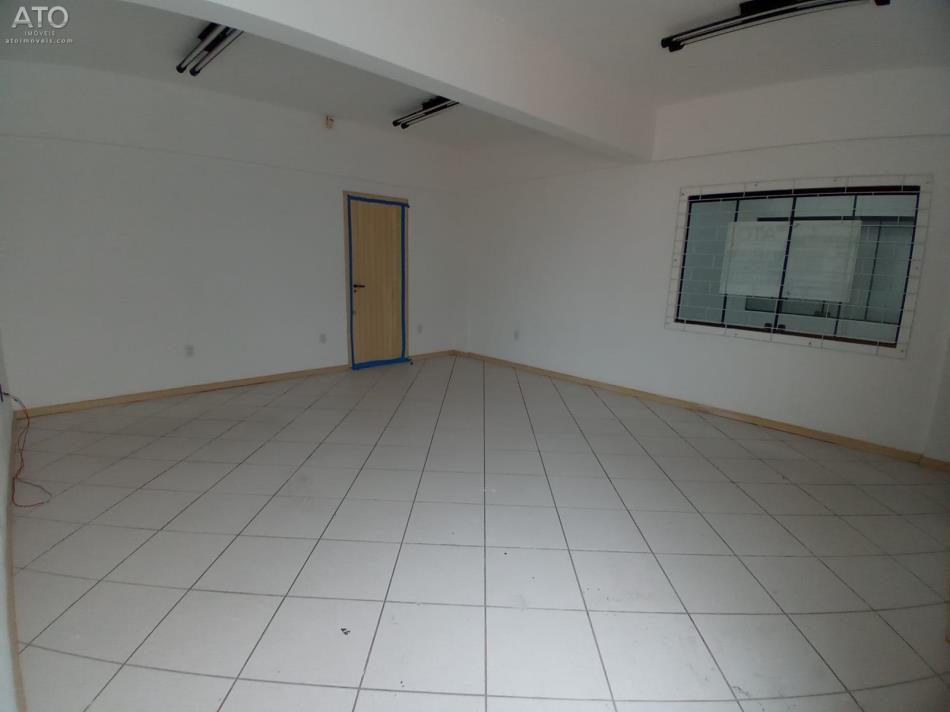 Sala-Codigo-2778-para-alugar-no-bairro-Centro-na-cidade-de-Tijucas