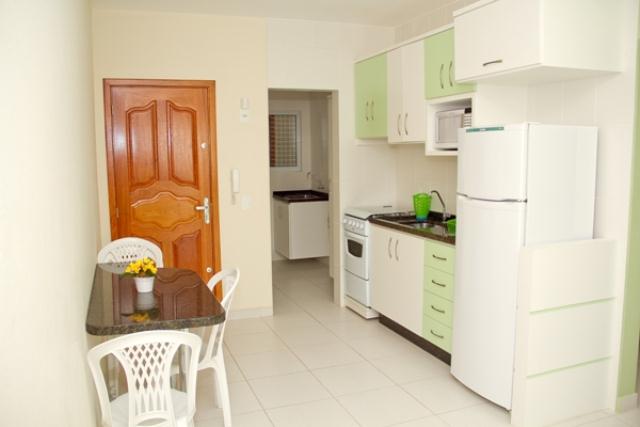 Apartamento Codigo 39 para Alugar para temporada no bairro Palmas na cidade de Governador Celso Ramos Cozinha