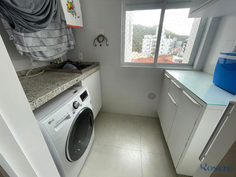 Apartamento Codigo 78 para Alugar para temporada no bairro Palmas na cidade de Governador Celso Ramos área de serviço