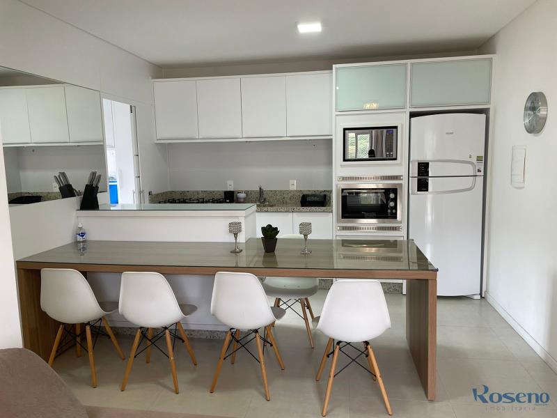 Apartamento Codigo 85 para Alugar para temporada no bairro Palmas na cidade de Governador Celso Ramos cozinha