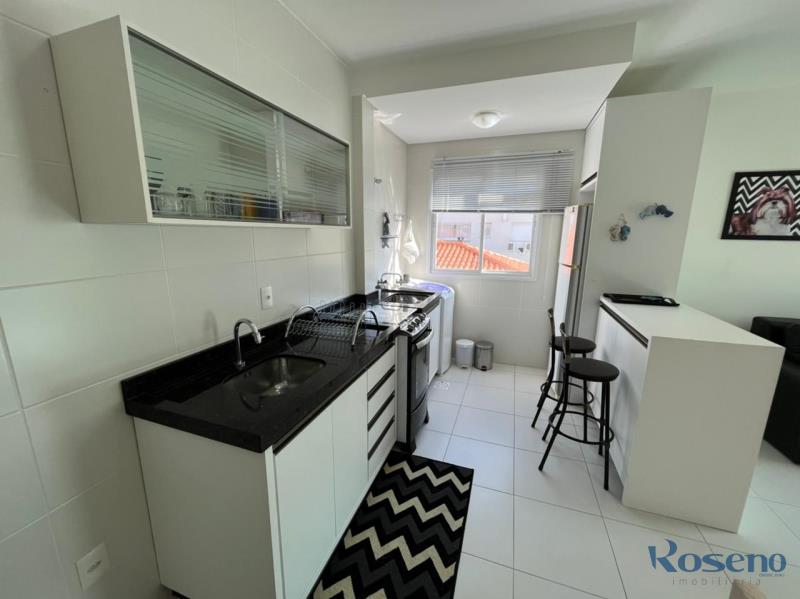 Apartamento Codigo 134 para Alugar para temporada no bairro Palmas na cidade de Governador Celso Ramos cozinha