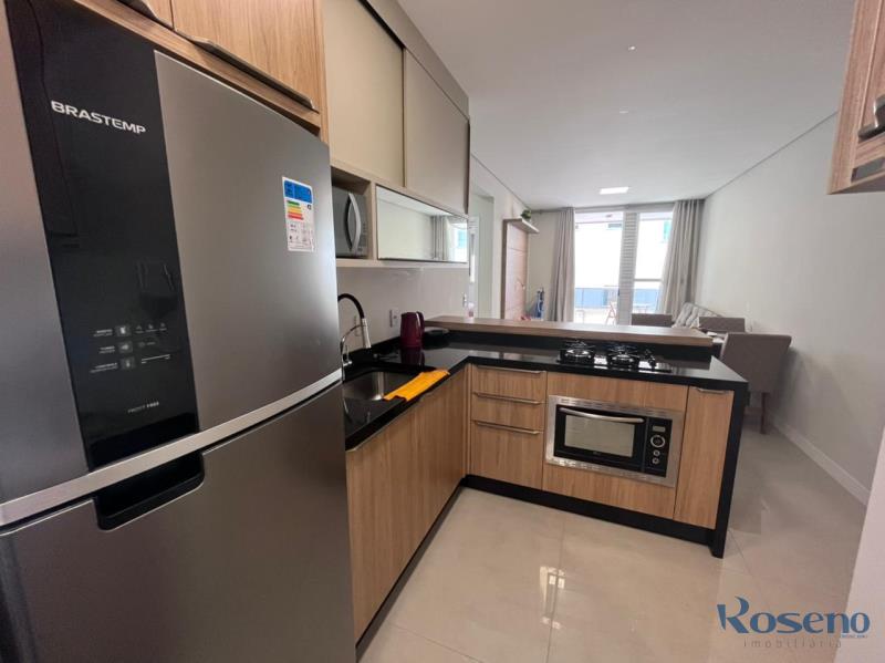 Apartamento Codigo 146 para Alugar para temporada no bairro Palmas na cidade de Governador Celso Ramos cozinha