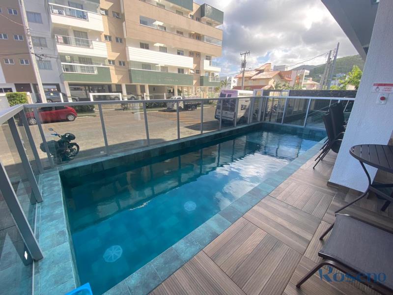 Apartamento Codigo 146 para Alugar para temporada no bairro Palmas na cidade de Governador Celso Ramos picina