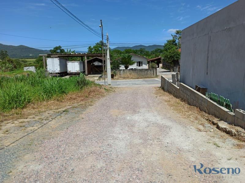 Terreno-Codigo-251-a-Venda-no-bairro-Areias-de-baixo-na-cidade-de-Governador-Celso-Ramos