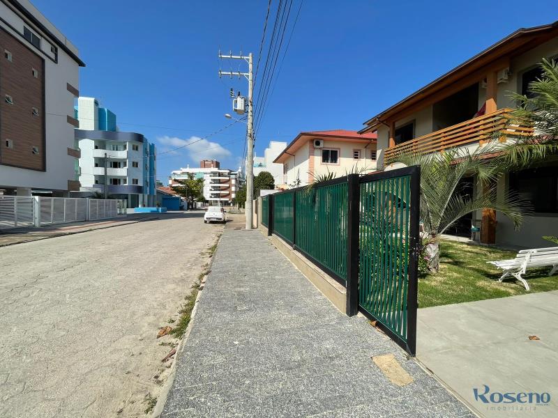Casa Codigo 8 para Alugar para temporada no bairro Palmas na cidade de Governador Celso Ramos fachada
