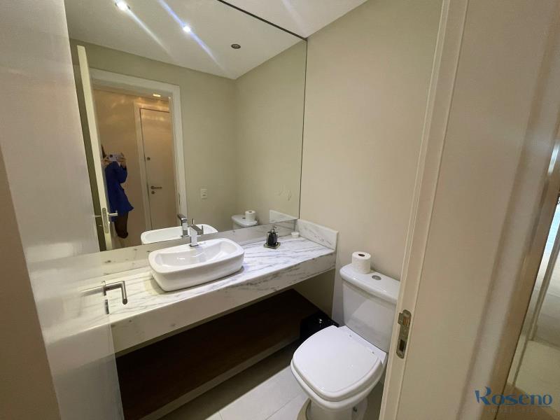 Apartamento Codigo 92 para Alugar para temporada no bairro Palmas na cidade de Governador Celso Ramos lavabo