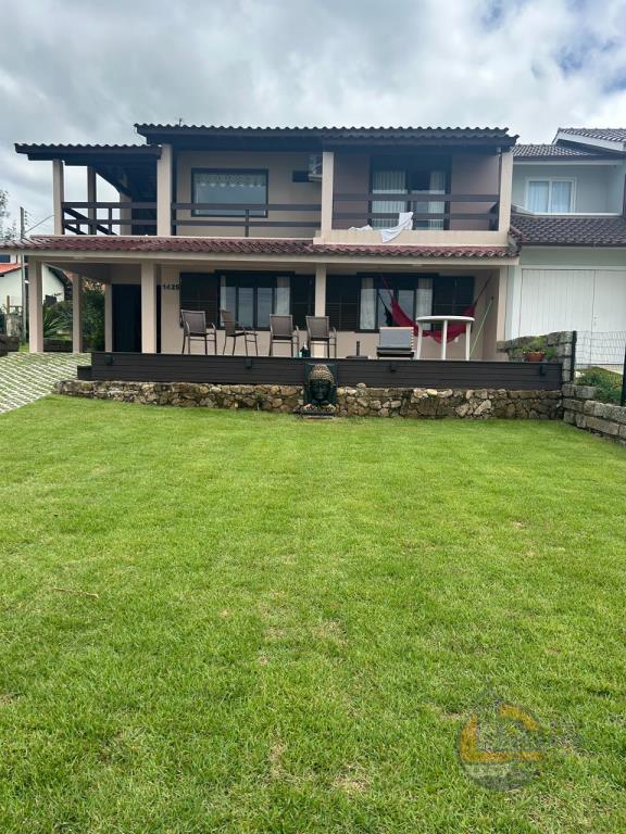 Casa Código 16 para Temporada no bairro Morrinhos na cidade de Garopaba