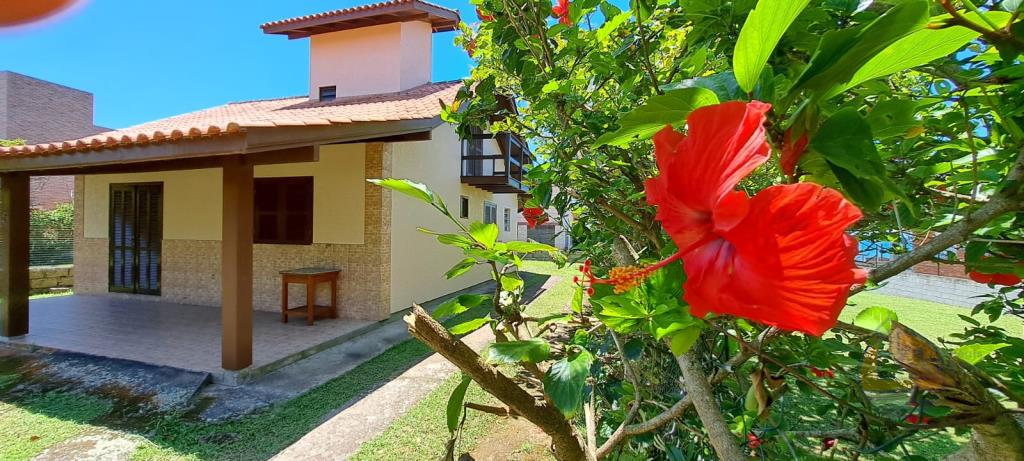 Casa Código 110 para Temporada no bairro Centro na cidade de Garopaba