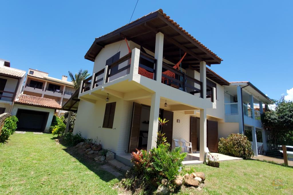 Casa Código 41 para Temporada no bairro Morrinhos na cidade de Garopaba