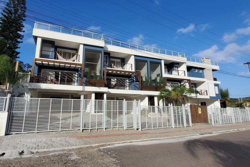 Duplex - Geminada Código 260 para Temporada no bairro Morrinhos na cidade de Garopaba