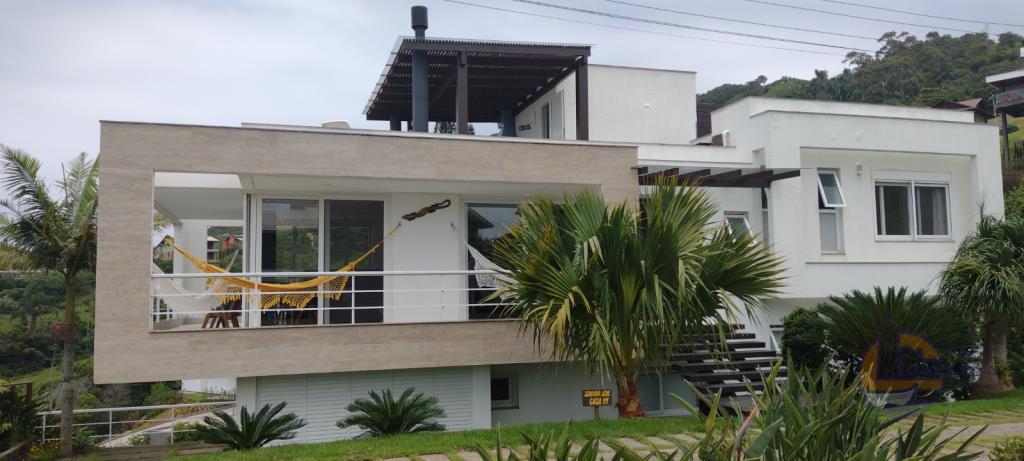 Casa Código 258 para Venda no bairro Morrinhos na cidade de Garopaba