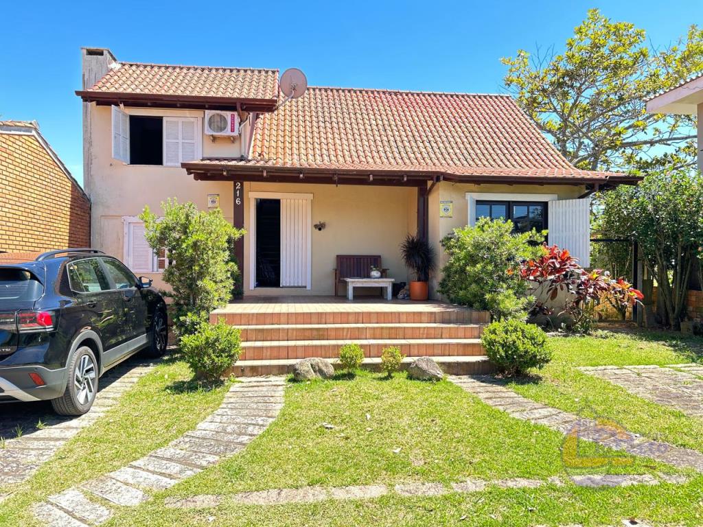 Casa Código 205 para Temporada no bairro Centro na cidade de Garopaba
